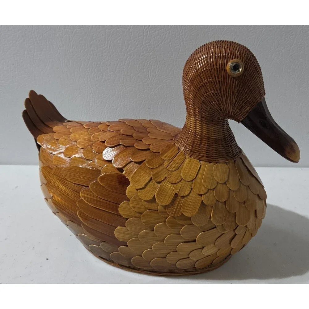 Vintage Chinese Zhejiang Wicker Wood Duck Storage Basket